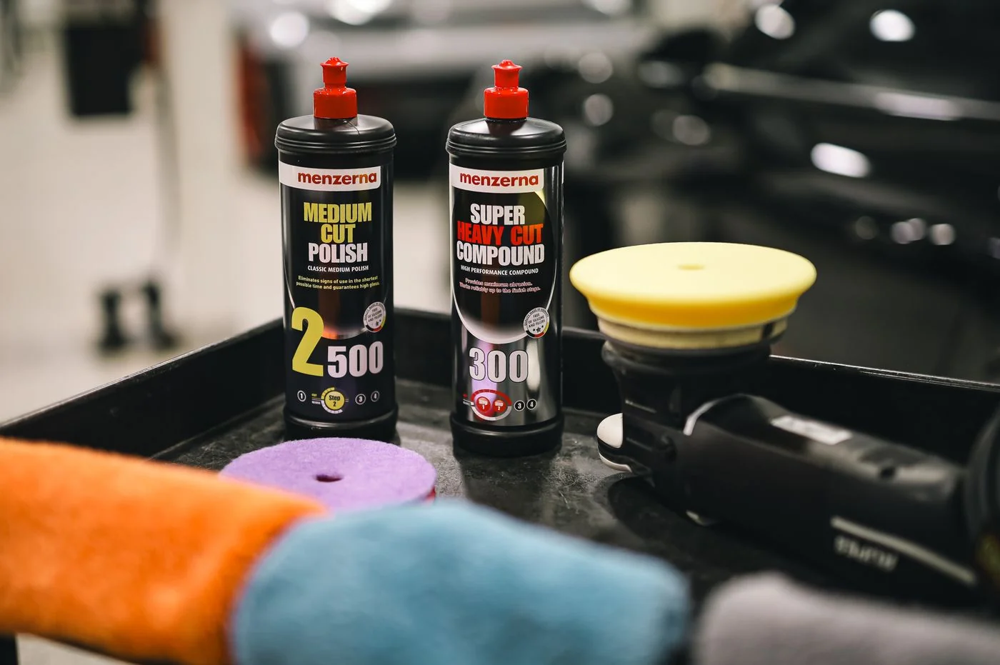Onyx Auto Studio detailed art direction